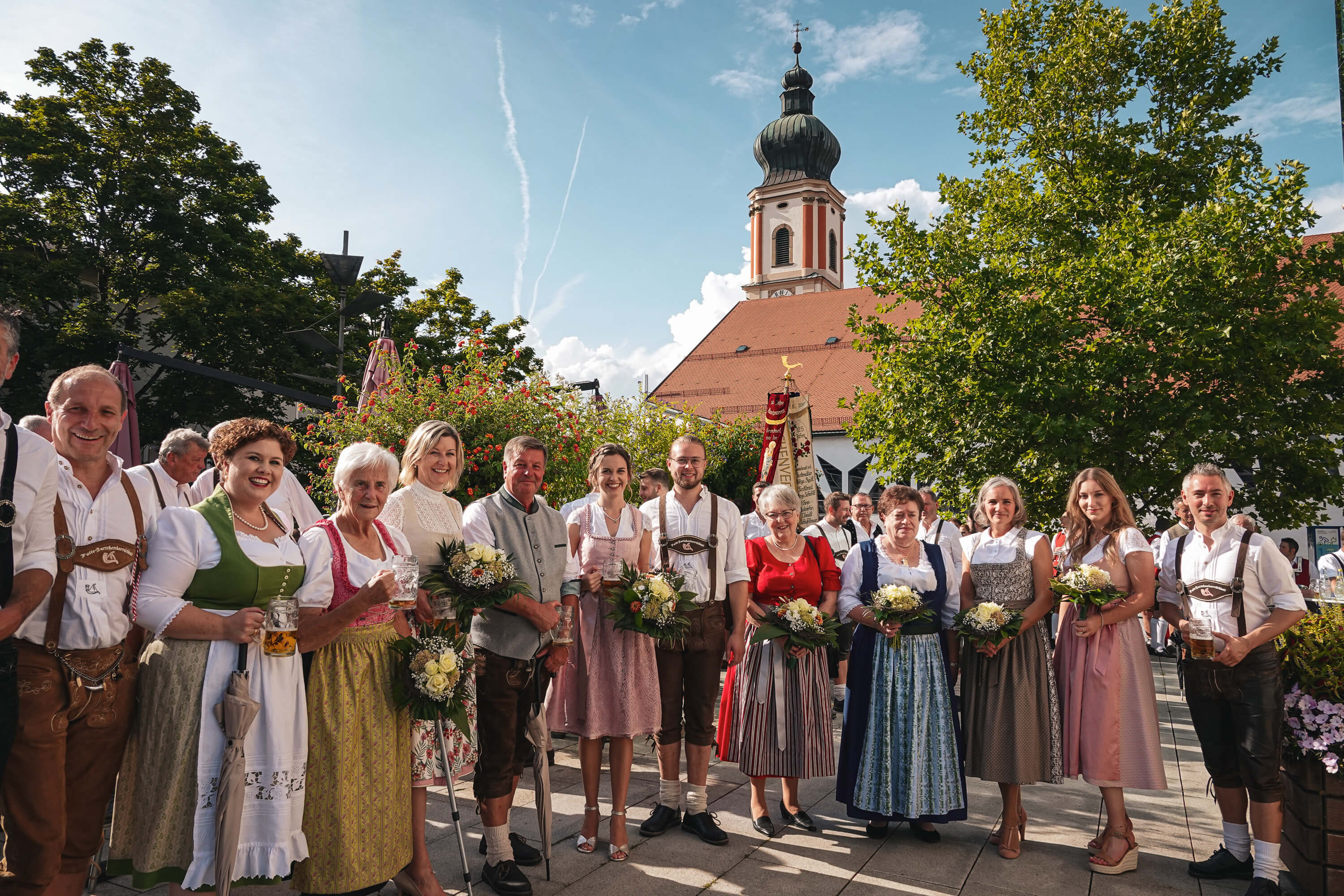 Gruppenfoto beim Schirmherrnbitten